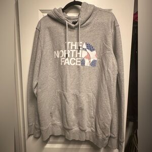 The NorthFace men’s hoodie size XL